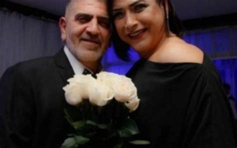 Ushuaia Un Hombre Y Una Mujer Trans Se Casaron Por Iglesia Cd Gay Couples