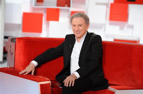 Michel Drucker présentera le concert hommage à Johnny Hallyday sur France 2