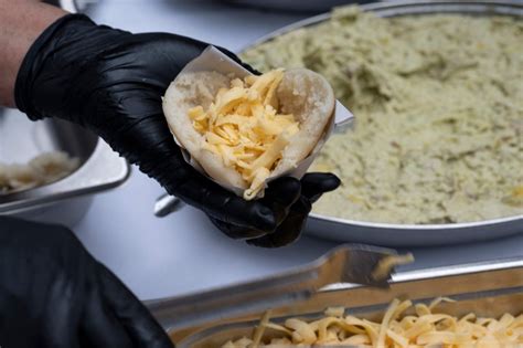 Arepas Venezolanas El Plato Que Conquista El Mundo En Puestos