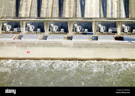 View Of The Robert Moses Niagara Hydroelectric Power Station In New