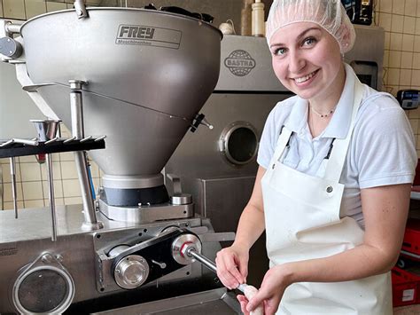 Junge Fleischermeisterin Wirbt Um Nachwuchs Handwerkskammer Konstanz