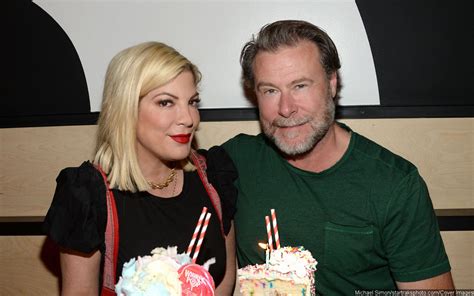 Tori Spelling And Husband Dean Mcdermott Spotted Enjoying Casual Stroll Amid Trial Separation