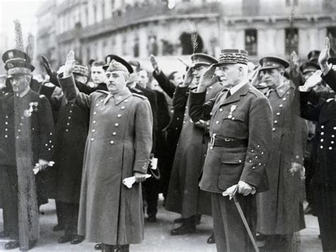 26 Avril 1945 Arrestation du Maréchal Pétain chef du régime de Vichy