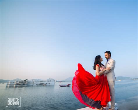 Pretty Udaipur Pre Wedding Shoot With A Fab Makeover At Lakmé Salon