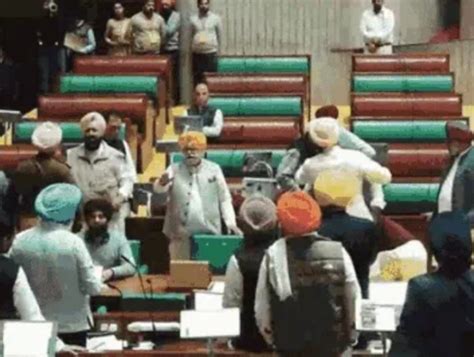 Massive Ruckus In Punjab Assembly LoP Bajwa 9 Congress MLAs