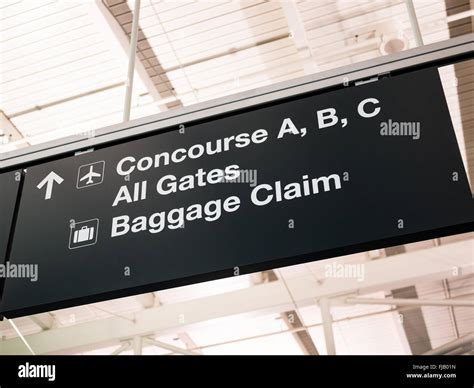 Baggage Sign Airport Hi Res Stock Photography And Images Alamy