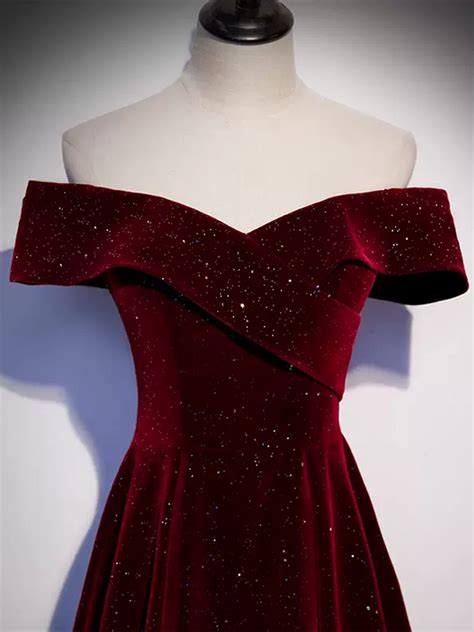 Off The Shoulder Burgundy Velvet Long Prom Dresses Wine Red Long Form