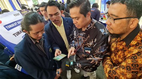 Capstone Design Project Pamerkan Puluhan Inovasi Arek Teknik Elektro