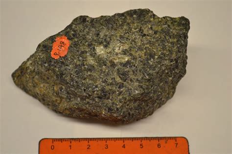 Ultramafic Igneous Rock: composed chiefly of mafic minerals ...