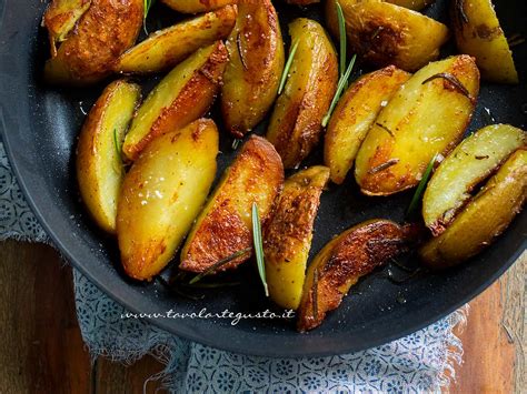 Patate In Padella Croccanti E Golose La Ricetta Velocissima