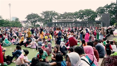 Masjid raya bandung Stock Video Footage - 4K and HD Video Clips | Shutterstock