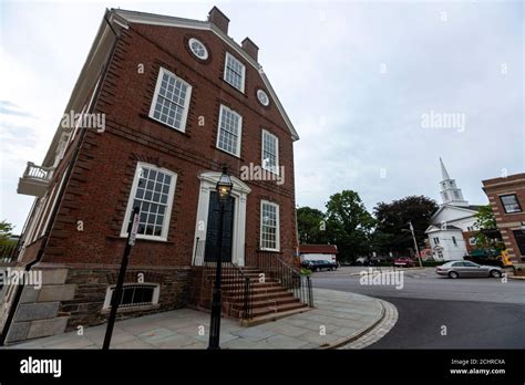 Newport rhode island old colony house hi-res stock photography and ...