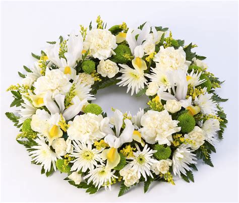 Classic Wreath Yellow And Cream Arbour Blooms Florist