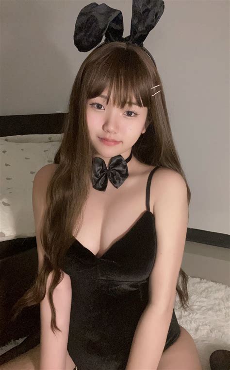 senpai of oppai °pre debut° xxxtuber on twitter rt imneko16 bunny 😛 xekmntpd