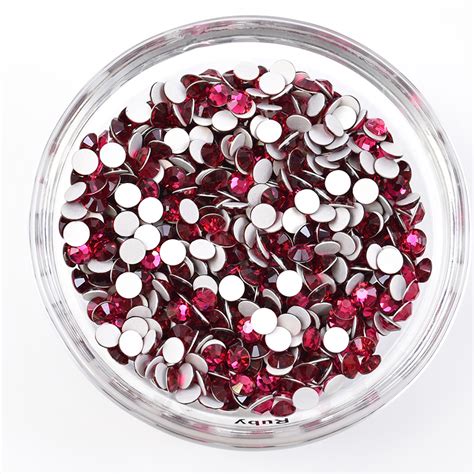 Preciosa Flat Back No Hot Fix Chaton Rose MAXIMA Ruby Shine Trimmings Fabrics