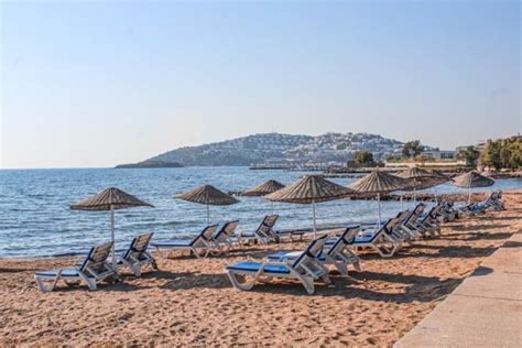 15 Best Beaches In Bodrum Peninsula For Your Turkey Bucket List Quiet Beach Beach Fun Turkey