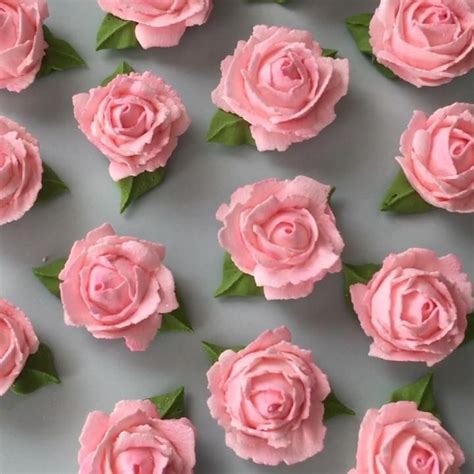 47 Beautiful Fondant Cupcake Toppers That Will Leave You In Awe Artofit