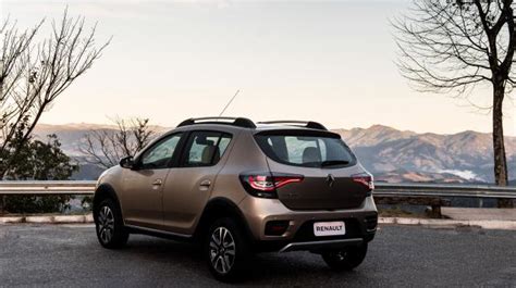 Renault Lan A Novos Sandero Logan E Stepway Da Linha Design