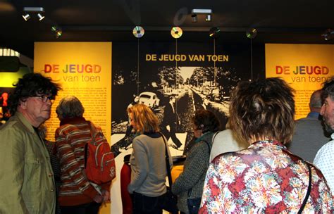 De Tentoonstelling De Jeugd Van Toen Jeugdcultuur 1960 2000 Is