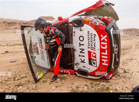 Dakar rally accident hi-res stock photography and images - Alamy