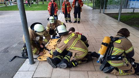 08 Mai 2023 Gemeinsame Übung der Feuerwehr mit dem OV DRK Brühl