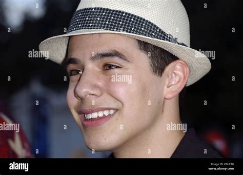 David Archuleta Estreno Mundial De Disney Pixar Wall E En El Teatro