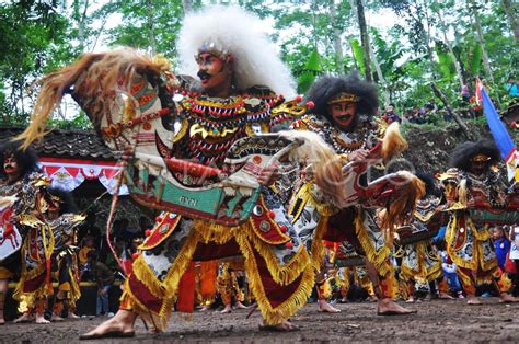 Tari Kuda Lumping