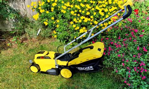 10 Best Hand Push Manual Lawn Mowers 2022 Review Uk