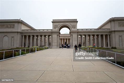 348 Legion Of Honor Museum Stock Photos, High-Res Pictures, and Images ...