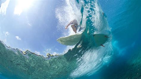 The Gold Coast's best beaches for surfing and for chilling | Jetstar