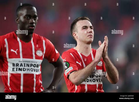 Eindhoven Lr Jordan Teze Vom Psv Eindhoven Mario Gotze Vom Psv