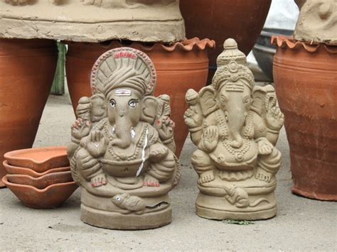 Which Ganesha Idol Or Photo Is Best For Home