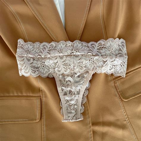 Calcinha Renda Fio Nude Gabriela Toda Feminina