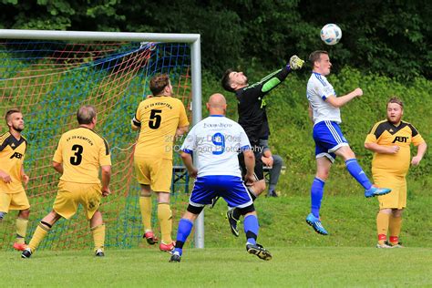 D O K Sportfotografie Fu Ball Tsv Buchenberg Ii Vs Sv Kempten Ii