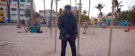 BIG SHAQ MANS NOT HOT MUSIC VIDEO Coub