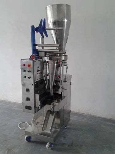 Vertical Automatic Food Packaging Machine, 1- 500 Pouch per hour at Rs ...