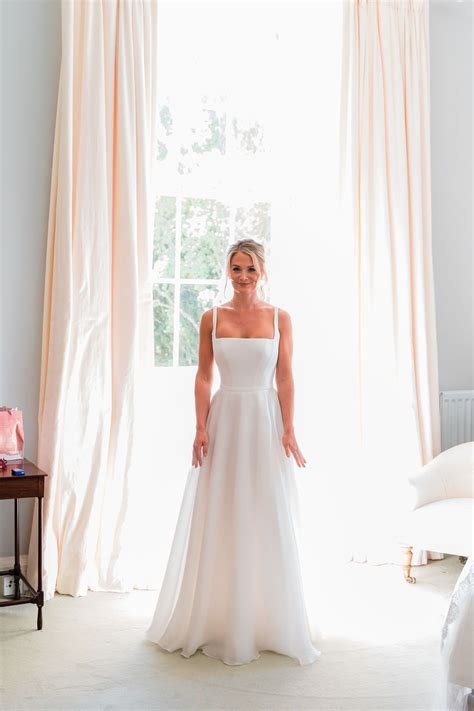 Suzanne Neville Summer For A Destination Wedding In Mallorca Artofit