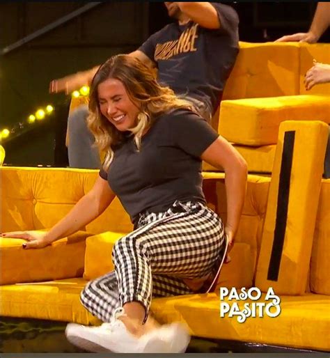 La vez que a Mariazel se le rompió el pantalón en pleno programa en