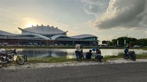 Wisata Palangkaraya Kawasan Bandara Tjilik Riwut Palangkaraya Ramai