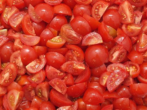 98200 Chopped Tomatoes Stock Photos Pictures And Royalty Free Images