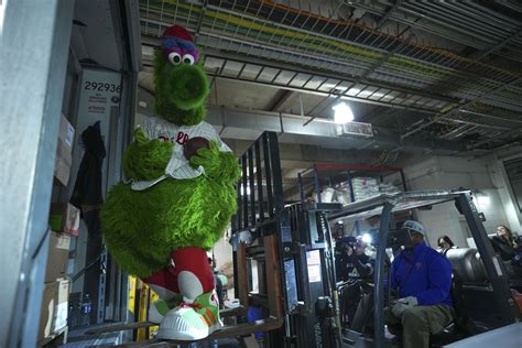 Scenes From Phillies Truck Day Philadelphia Phillies Philadelphia