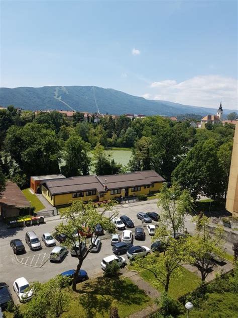 Maribor Center Garsonjera Oddam 33m2 Oddaja