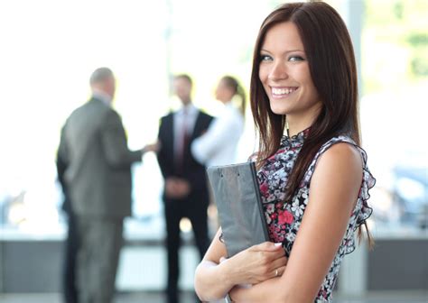 finance  females honeycombers singapore