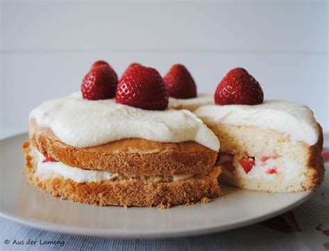Erdbeer Biskuit Naked Cake Ich Backs Mir Aus Der Lameng