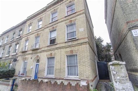 Property Valuation 77 York Way London Camden N7 9qf