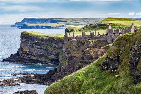 ireland danluce hill view   ruins   dunluce castle