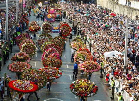 La Feria De Las Flores Del Pueblo El 90 De Los Eventos Los Organizan