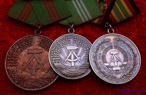 Медали ГДР - Государственные награды ГДР 1949 - 1989 гг. - SAMMLER.RU