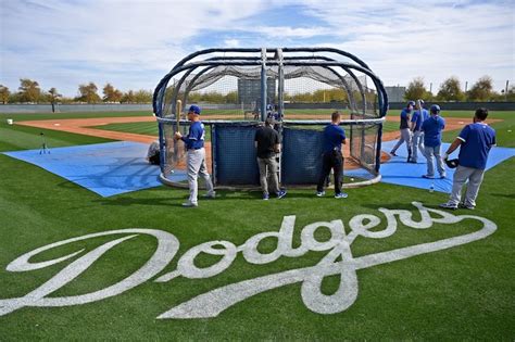 Complete List Of 2021 Dodgers Spring Training Non-Roster Invitees