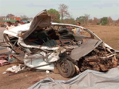 Horrific Road Accident In Cg 5 People Died Happened In Balod Chhattisgarh Accident News Cg